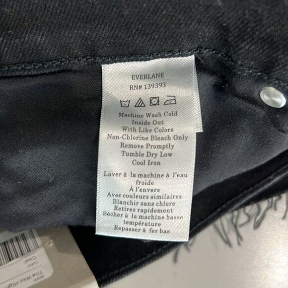 NWT Everlane Organic Cotton The Way High Jeans in
Coal Raw Hem Size 27 Short - Picture 10 of 13